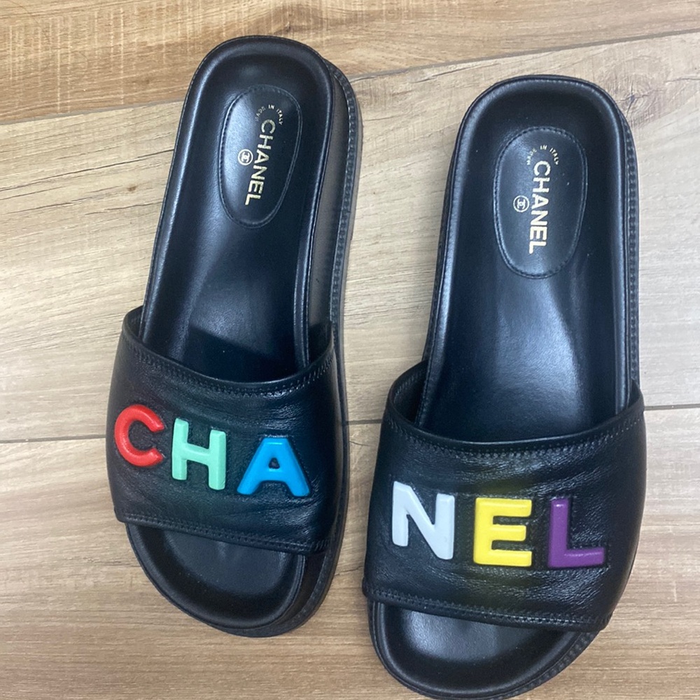 Chanel multicolor logo mule sandal size 8.5